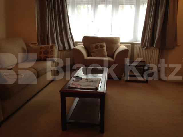 			NEW INSTRUCTION, 4 Bedroom, 1 bath, 1 reception House			 Ramillies road, Chiswick